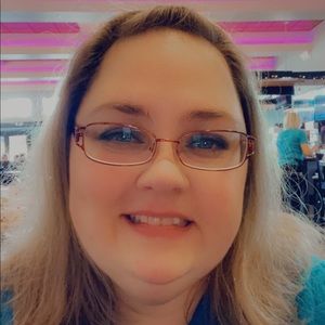 Meet your Posher, Brandi